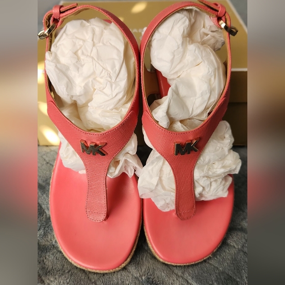 NWOT Michael Kors Laney Pink Thong Espadrille Sandals. NIB. - Picture 10 of 14